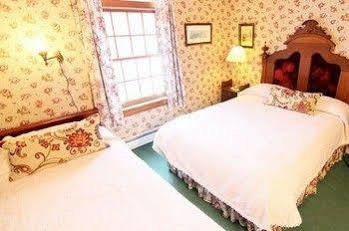 The Washington Irving Inn Tannersville Esterno foto
