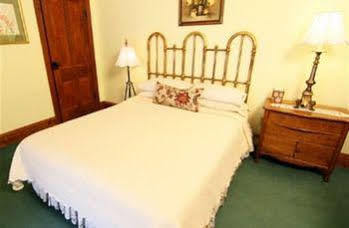 The Washington Irving Inn Tannersville Esterno foto