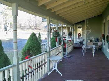 The Washington Irving Inn Tannersville Esterno foto