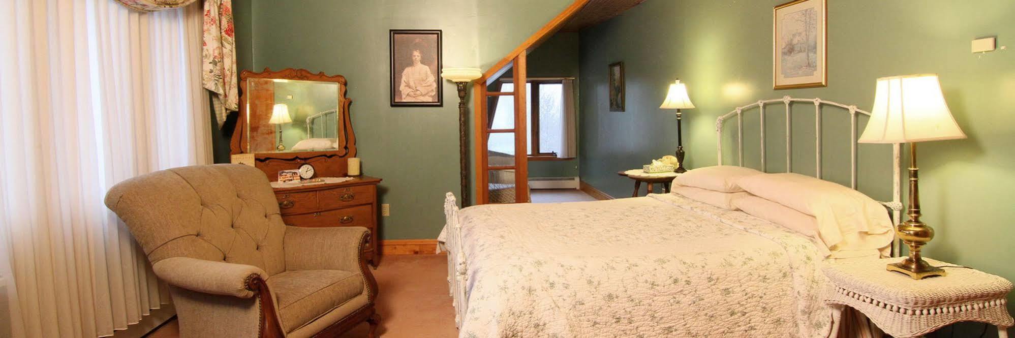 The Washington Irving Inn Tannersville Esterno foto